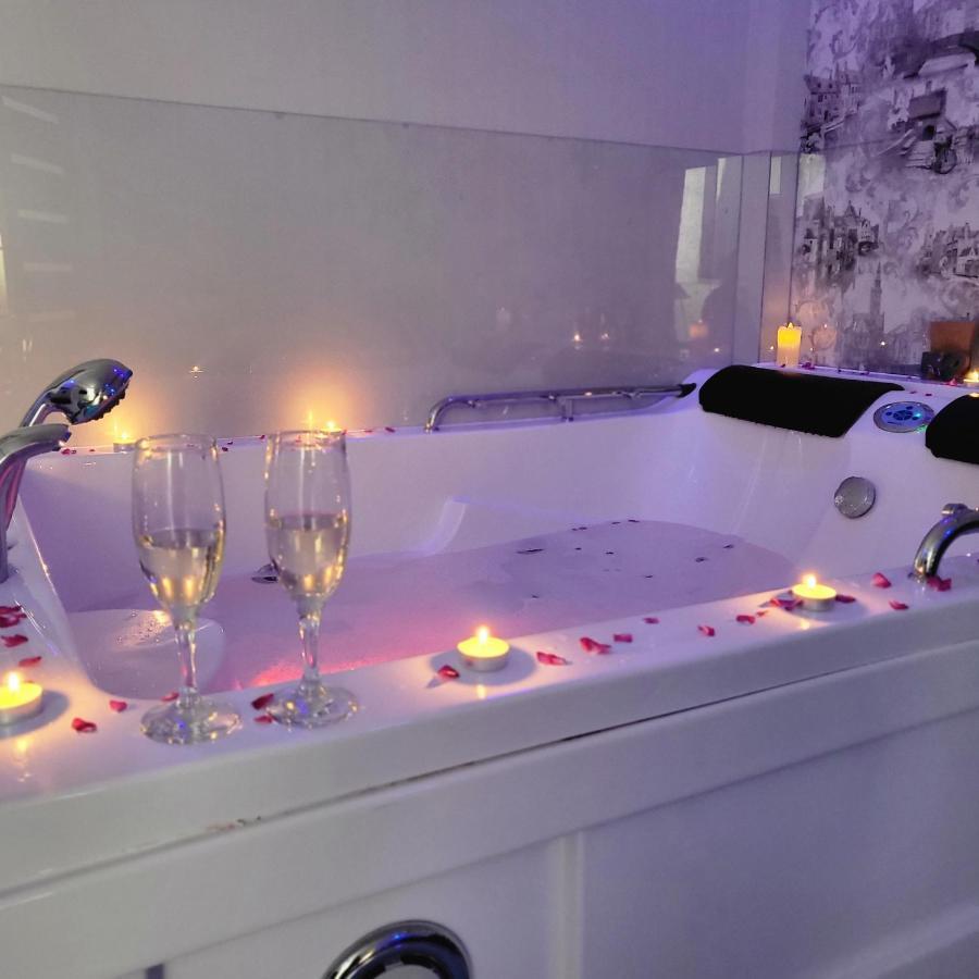 Vip Apartment For Lovers In Κισινάου Εξωτερικό φωτογραφία